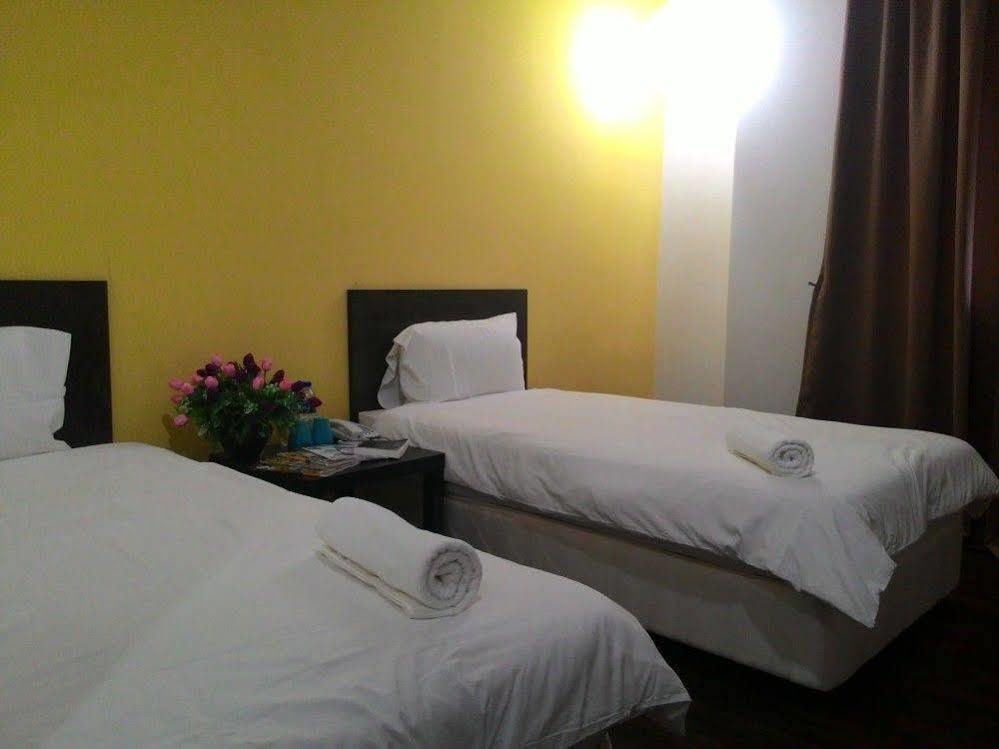 Mihrab Hotel Путраджая Екстериор снимка