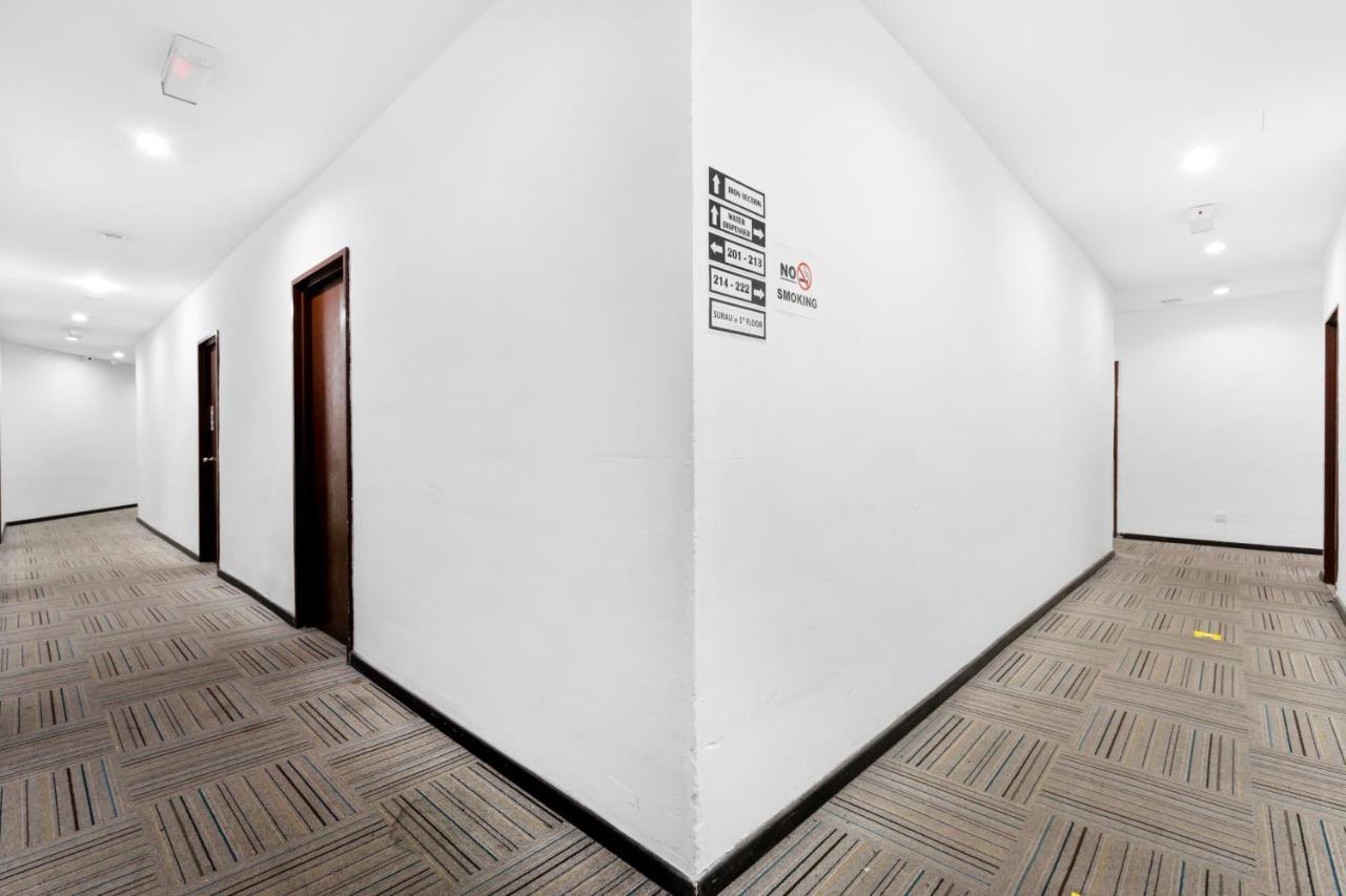 Mihrab Hotel Путраджая Екстериор снимка