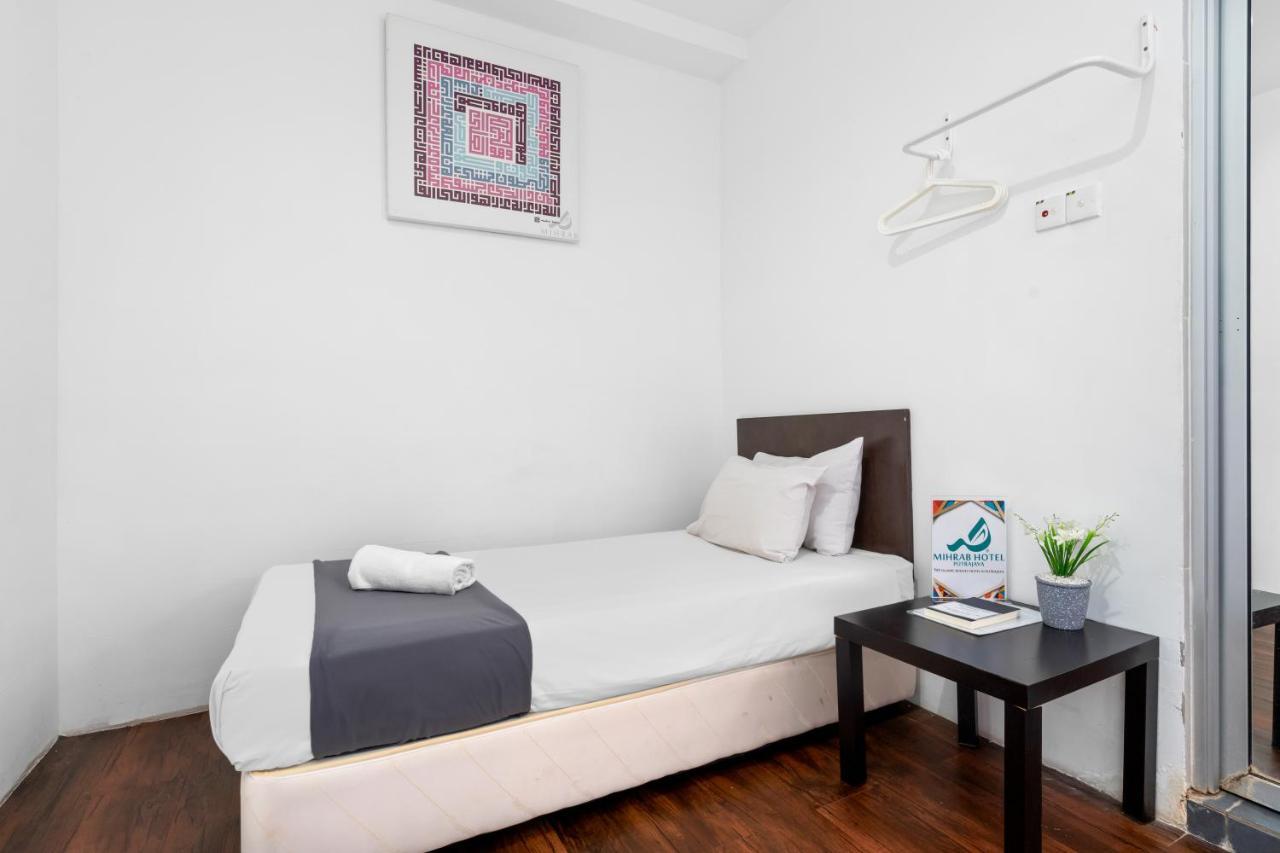 Mihrab Hotel Путраджая Екстериор снимка