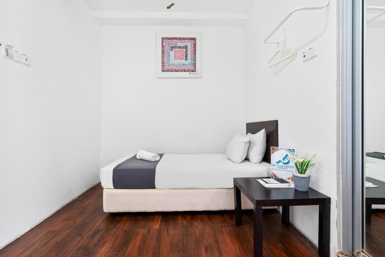 Mihrab Hotel Путраджая Екстериор снимка